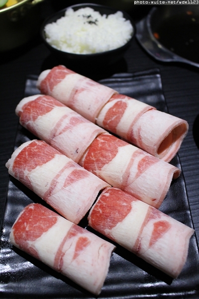 銅鍋子鍋物料理:銅鍋子鍋物料理✪來老虎城用餐又多一個選擇~103.12.25