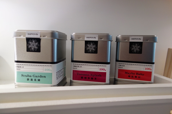 咖啡瑪榭Cafe Marche(台中店)：1040305[官本金文愛台灣]台中市西區從台北紅到台中的甜點之王Café Marché咖啡瑪榭獨棟歐式庭園風美味氣氛棒