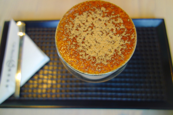 咖啡瑪榭Cafe Marche(台中店)：1040305[官本金文愛台灣]台中市西區從台北紅到台中的甜點之王Café Marché咖啡瑪榭獨棟歐式庭園風美味氣氛棒