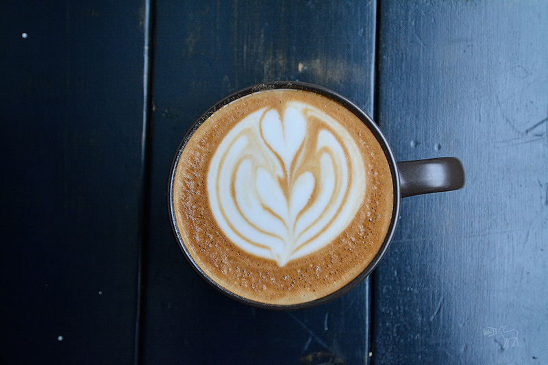 桃園中壢平鎮八德一日遊行程:愛上哥們偶像劇景點八塊畫室,忠貞市場跨族裔美食,沛芳有機農場