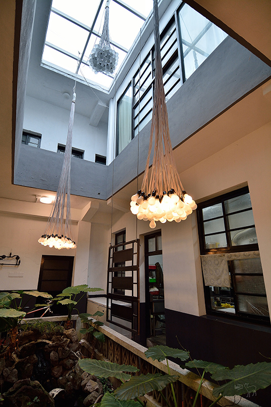 桃園中壢平鎮八德一日遊行程:愛上哥們偶像劇景點八塊畫室,忠貞市場跨族裔美食,沛芳有機農場