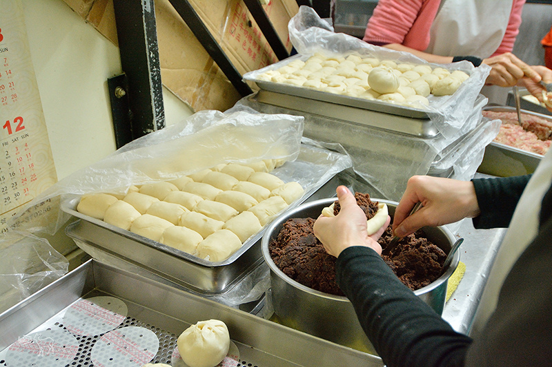 桃園中壢平鎮八德一日遊行程:愛上哥們偶像劇景點八塊畫室,忠貞市場跨族裔美食,沛芳有機農場