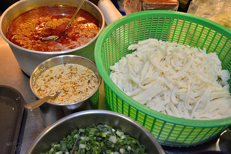 桃園中壢平鎮八德一日遊行程:愛上哥們偶像劇景點八塊畫室,忠貞市場跨族裔美食,沛芳有機農場