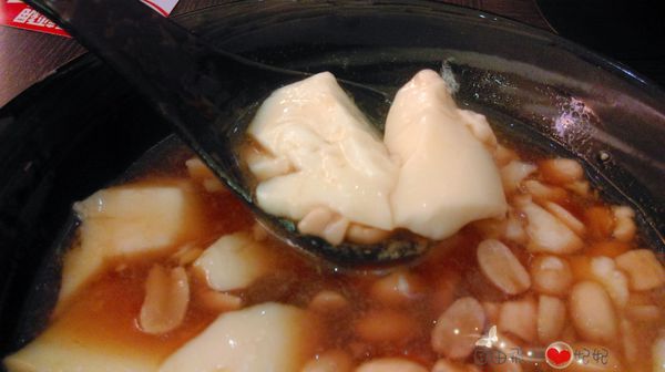 政寶仙草豆花:『口碑券』政寶仙草豆花♡冷冷的冬天來碗熱呼呼的燒仙草吧~!