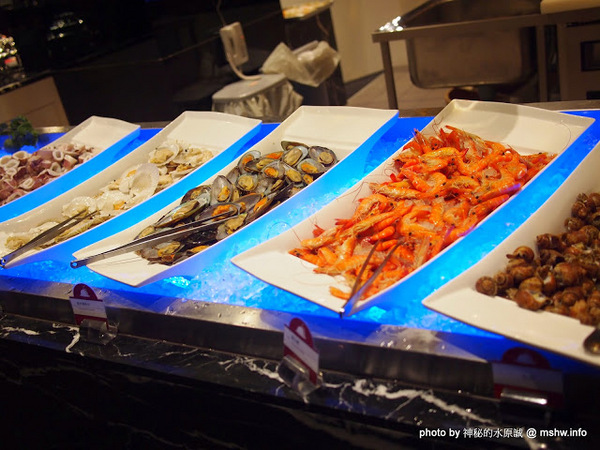 星饗道國際自助餐In Sky International Buffet:【食記】台中In Sky International Buffet 星饗道國際自助餐@西屯逢甲夜市IN SKY HOTEL星享道酒店 : 菜色種類,份量與精緻度不足,補餐速度需要加強