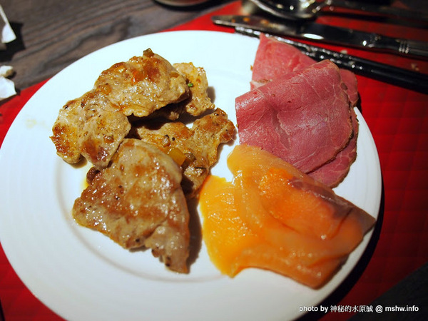 星饗道國際自助餐In Sky International Buffet:【食記】台中In Sky International Buffet 星饗道國際自助餐@西屯逢甲夜市IN SKY HOTEL星享道酒店 : 菜色種類,份量與精緻度不足,補餐速度需要加強