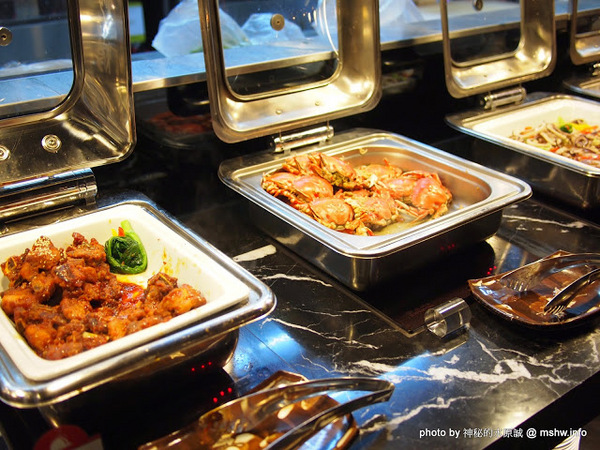 星饗道國際自助餐In Sky International Buffet:【食記】台中In Sky International Buffet 星饗道國際自助餐@西屯逢甲夜市IN SKY HOTEL星享道酒店 : 菜色種類,份量與精緻度不足,補餐速度需要加強
