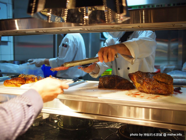 星饗道國際自助餐In Sky International Buffet:【食記】台中In Sky International Buffet 星饗道國際自助餐@西屯逢甲夜市IN SKY HOTEL星享道酒店 : 菜色種類,份量與精緻度不足,補餐速度需要加強