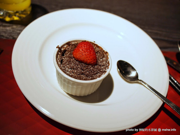 星饗道國際自助餐In Sky International Buffet:【食記】台中In Sky International Buffet 星饗道國際自助餐@西屯逢甲夜市IN SKY HOTEL星享道酒店 : 菜色種類,份量與精緻度不足,補餐速度需要加強