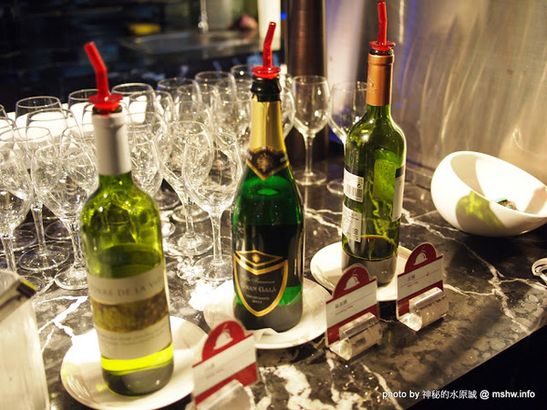 星饗道國際自助餐In Sky International Buffet:【食記】台中In Sky International Buffet 星饗道國際自助餐@西屯逢甲夜市IN SKY HOTEL星享道酒店 : 菜色種類,份量與精緻度不足,補餐速度需要加強