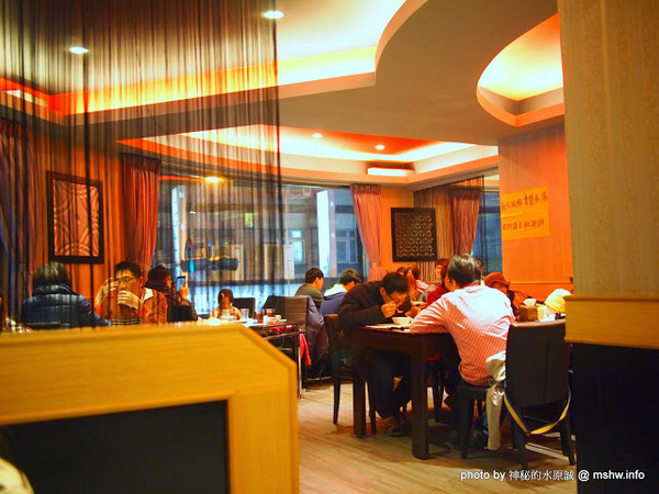 熱火鮮切碳烤牛排館：【食記】新北熱火鮮切碳烤牛排館@永和捷運MRT永安市場 : 肉質鮮甜, 烹調得當, 每一口都是享受!!