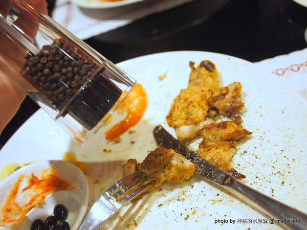 熱火鮮切碳烤牛排館：【食記】新北熱火鮮切碳烤牛排館@永和捷運MRT永安市場 : 肉質鮮甜, 烹調得當, 每一口都是享受!!