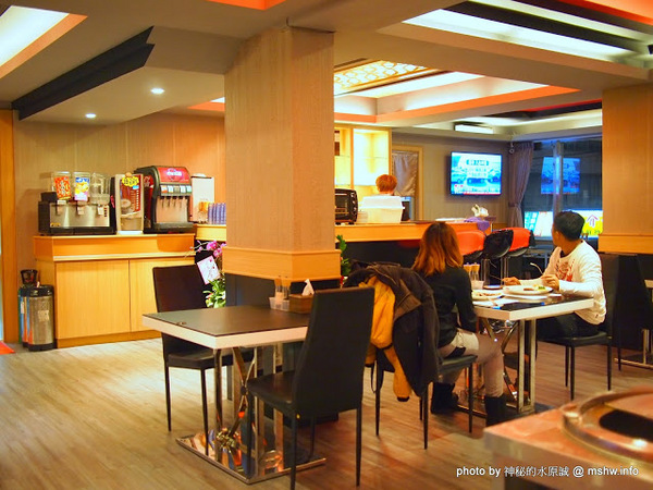 熱火鮮切碳烤牛排館：【食記】新北熱火鮮切碳烤牛排館@永和捷運MRT永安市場 : 肉質鮮甜, 烹調得當, 每一口都是享受!!