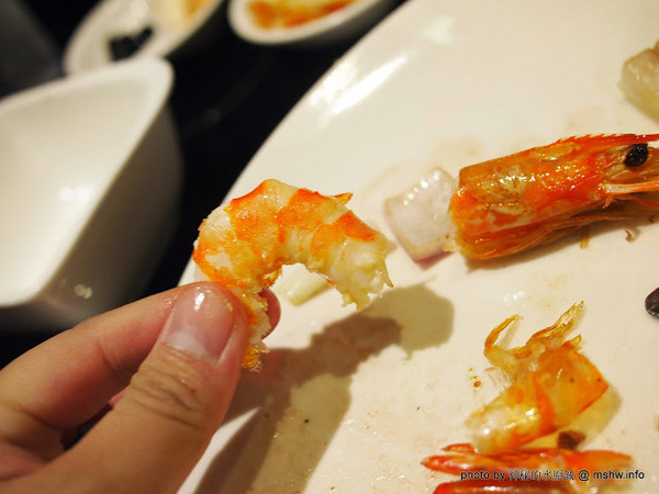 熱火鮮切碳烤牛排館：【食記】新北熱火鮮切碳烤牛排館@永和捷運MRT永安市場 : 肉質鮮甜, 烹調得當, 每一口都是享受!!