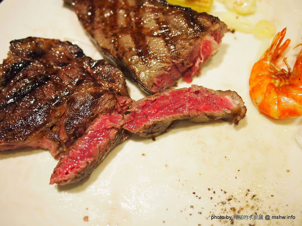 熱火鮮切碳烤牛排館：【食記】新北熱火鮮切碳烤牛排館@永和捷運MRT永安市場 : 肉質鮮甜, 烹調得當, 每一口都是享受!!