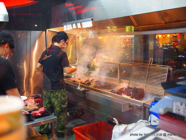 熱火鮮切碳烤牛排館：【食記】新北熱火鮮切碳烤牛排館@永和捷運MRT永安市場 : 肉質鮮甜, 烹調得當, 每一口都是享受!!