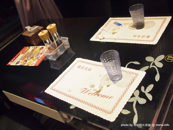 熱火鮮切碳烤牛排館：【食記】新北熱火鮮切碳烤牛排館@永和捷運MRT永安市場 : 肉質鮮甜, 烹調得當, 每一口都是享受!!