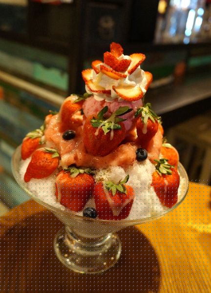 Aqua Kiss 水吻3(師大店):Aqua Kiss ♥ 水吻3 ♥ 披薩千層塔 ♥草莓季尾聲