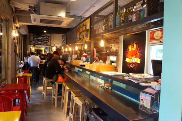 Aqua Kiss 水吻3(師大店):Aqua Kiss ♥ 水吻3 ♥ 披薩千層塔 ♥草莓季尾聲