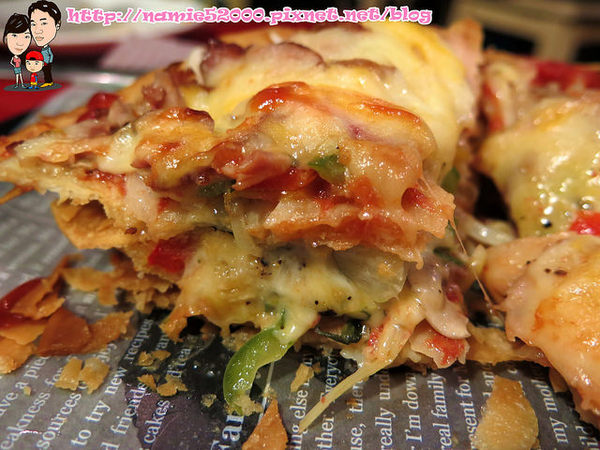 Aqua Kiss 水吻3(師大店)：◆[食-師大]Aqua Kiss 水吻3。另人驚艷的pizza千層塔。台電大樓捷運站美食