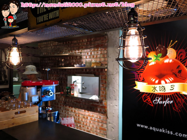 Aqua Kiss 水吻3(師大店)：◆[食-師大]Aqua Kiss 水吻3。另人驚艷的pizza千層塔。台電大樓捷運站美食