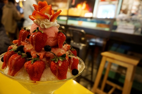 Aqua Kiss 水吻3(師大店)：【師大】Aqua Kiss 水吻3(師大店)。創意美味 披薩千層塔。國境之南的熱情。師大夜市美味冰品。師大美食