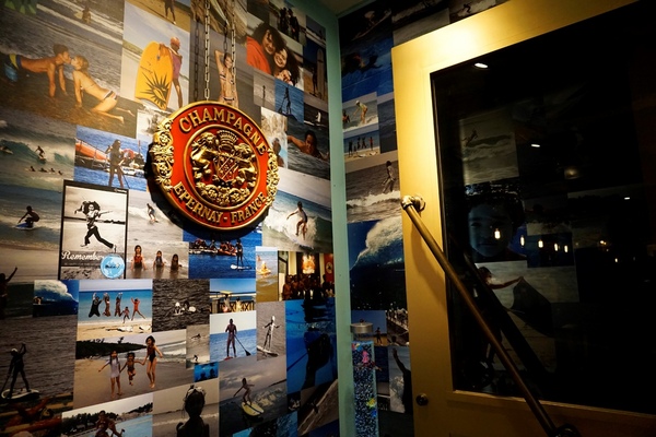 Aqua Kiss 水吻3(師大店)：【師大】Aqua Kiss 水吻3(師大店)。創意美味 披薩千層塔。國境之南的熱情。師大夜市美味冰品。師大美食