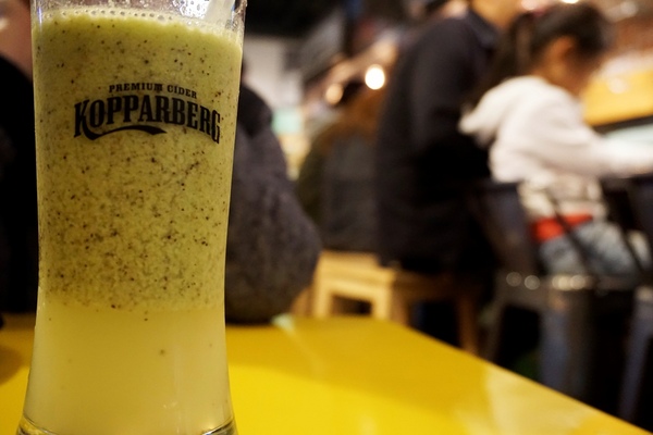 Aqua Kiss 水吻3(師大店)：【師大】Aqua Kiss 水吻3(師大店)。創意美味 披薩千層塔。國境之南的熱情。師大夜市美味冰品。師大美食