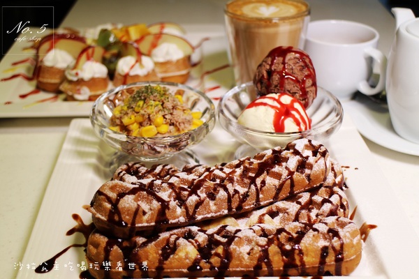 No.5 Cafe：台北信義下午茶『No.5 Cafe』花朵鬆餅.咖啡.近松菸.捷運市政府站