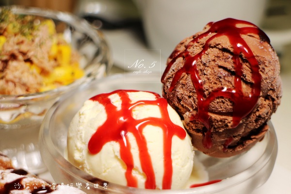 No.5 Cafe：台北信義下午茶『No.5 Cafe』花朵鬆餅.咖啡.近松菸.捷運市政府站