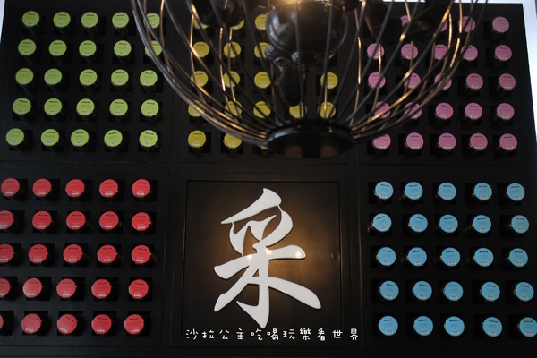 No.5 Cafe：台北信義下午茶『No.5 Cafe』花朵鬆餅.咖啡.近松菸.捷運市政府站