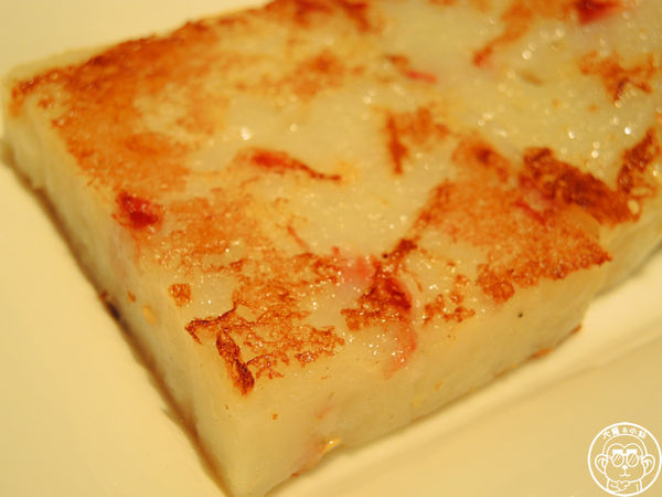 杭州小籠湯包(民生店)：呷飽祙【台北松山･杭州小籠湯包(民生東路店)】鮑魚燕窩也做成湯包