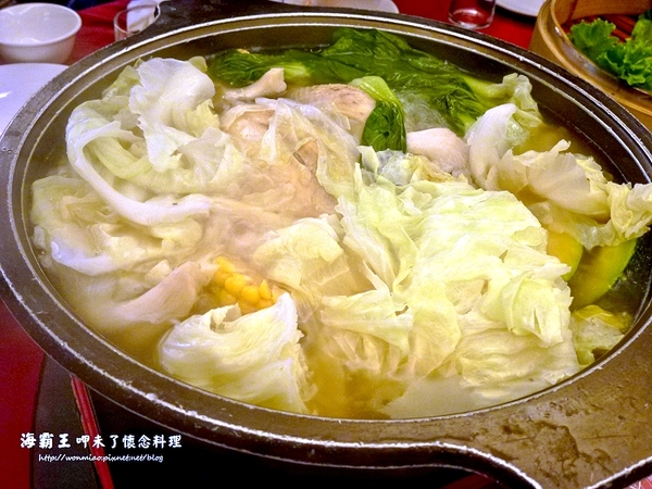 海霸王餐廳(中山店)：【台北市中山區／食記】 平價桌菜, 宴客相聚好選擇！ ✿✿ 海霸王呷未了懷念料理 ✿✿