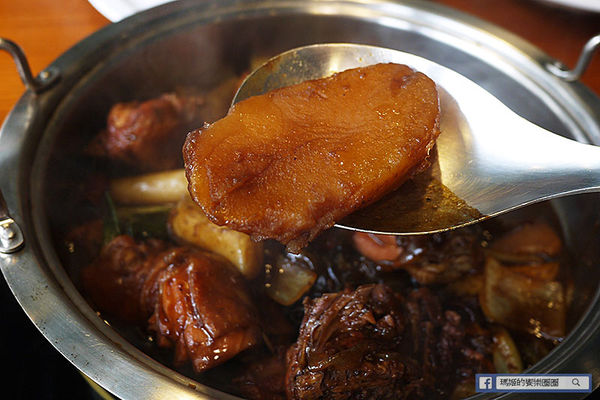 一道氏燉雞(台灣總店):◆台北東區。捷運忠孝敦化【一道氏燉雞台灣總店】韓國直營燉雞專賣店。韓式料理