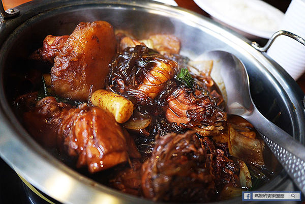 一道氏燉雞(台灣總店):◆台北東區。捷運忠孝敦化【一道氏燉雞台灣總店】韓國直營燉雞專賣店。韓式料理