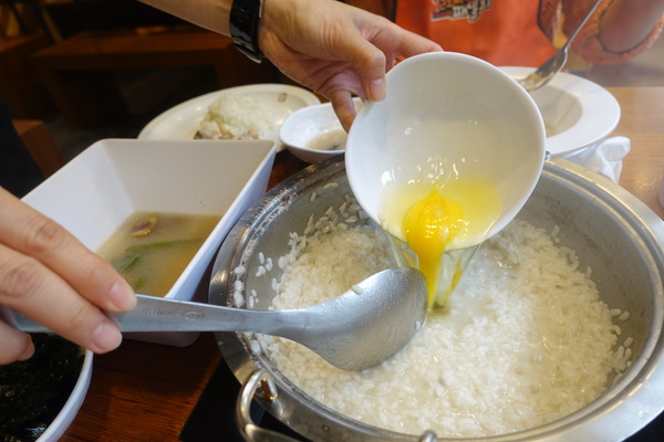 一道氏燉雞(台灣總店):(胖樺食記)台北東區好吃的韓式料理『一道氏燉雞일도씨 찜닭(台灣總店)』,近捷運忠孝敦化站韓國直營燉雞鍋