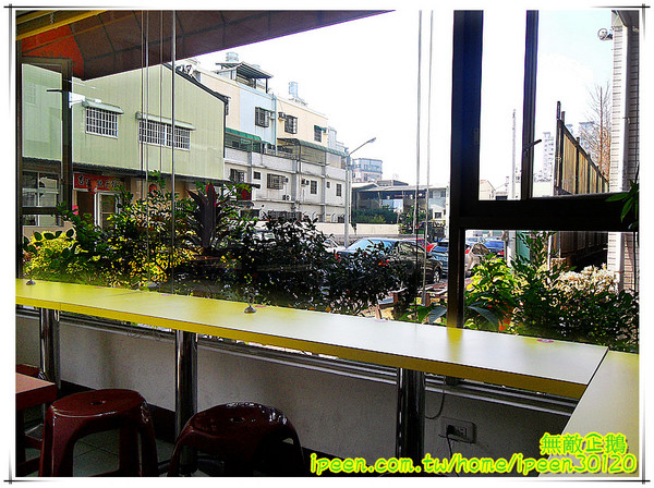 功夫啦哩：【台南-東區】大推黯然銷魂飯.懦夫救星~周星馳大粉絲開得店!《功夫啦哩》