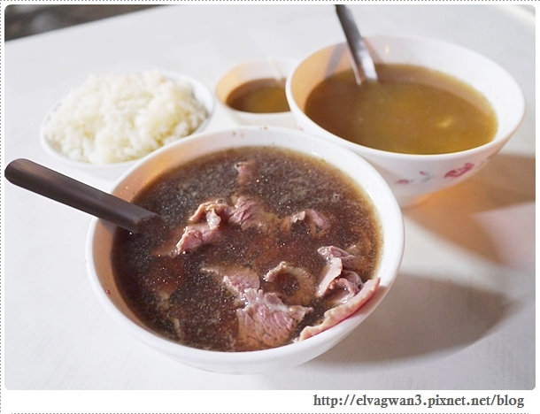 台南-中西區-海安路-六千牛肉湯-排隊美食-牛肉湯-牛髓湯-現宰溫體牛-早餐-限量-老店-11-423-1