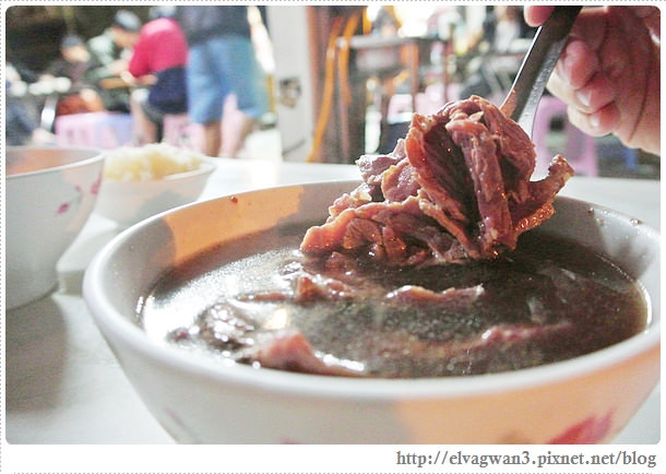 台南-中西區-海安路-六千牛肉湯-排隊美食-牛肉湯-牛髓湯-現宰溫體牛-早餐-限量-老店-117-19 (290)-1