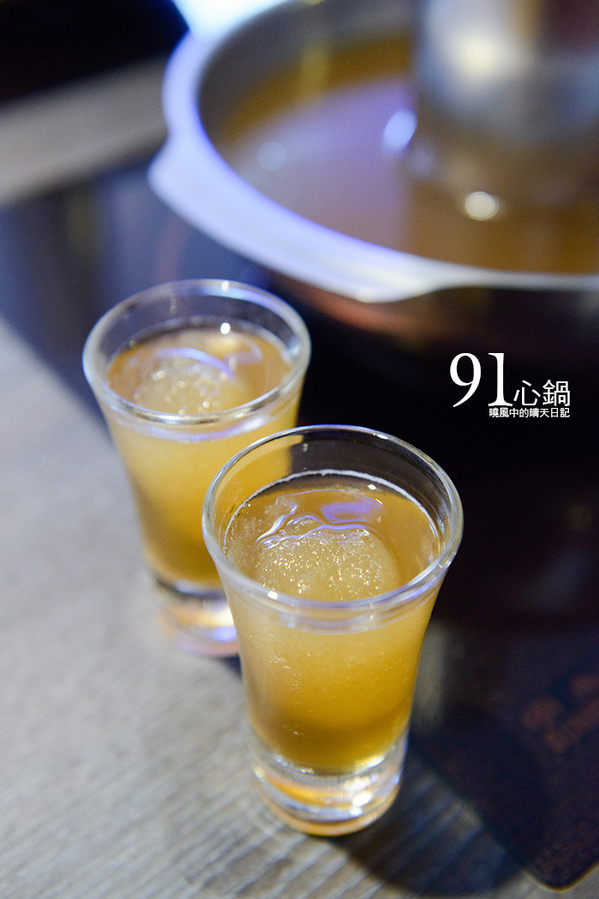 91心鍋：【天母 | 91心鍋】食材自然 湯頭鮮甜的另類火鍋推薦