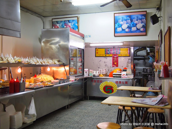 五奇自助早點:【食記】台中五奇自助早點@豐原 : 外酥內軟,口感獨特的蛋餅