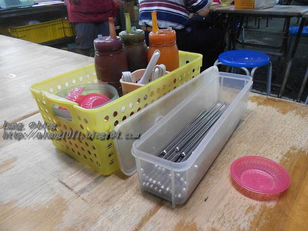 天才老媽:期待再相會~ 鼎山夜市1.雙蛋蚵仔煎