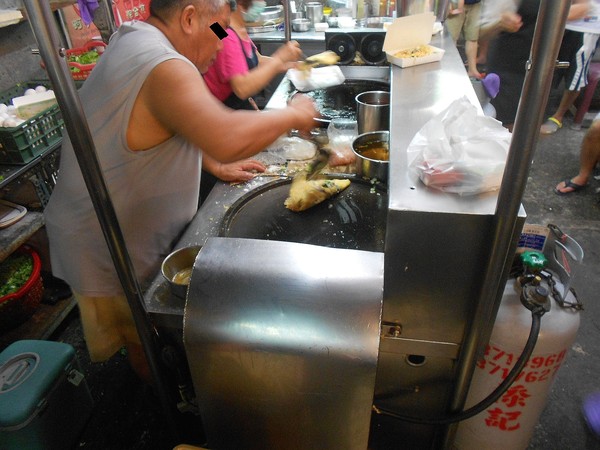 陳家雙蛋蚵仔煎：期待再相會~ 鼎山夜市4.珍珠肉圓+蚵仔煎