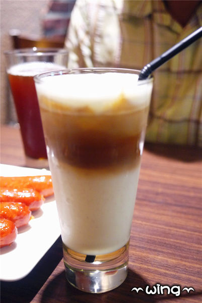 騎士維克餐廳：［台北東區］平價超值份量。【騎士維克餐廳】早午餐/卡菲騎士燉飯/提拉米蘇體驗(忠孝復興站美食)。