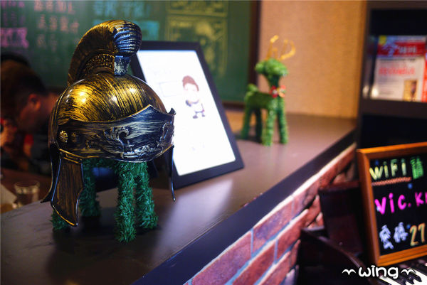 騎士維克餐廳：［台北東區］平價超值份量。【騎士維克餐廳】早午餐/卡菲騎士燉飯/提拉米蘇體驗(忠孝復興站美食)。