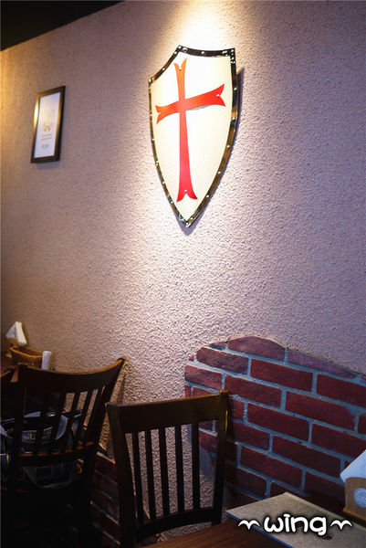 騎士維克餐廳：［台北東區］平價超值份量。【騎士維克餐廳】早午餐/卡菲騎士燉飯/提拉米蘇體驗(忠孝復興站美食)。