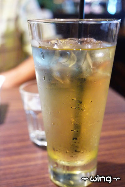 騎士維克餐廳：［台北東區］平價超值份量。【騎士維克餐廳】早午餐/卡菲騎士燉飯/提拉米蘇體驗(忠孝復興站美食)。