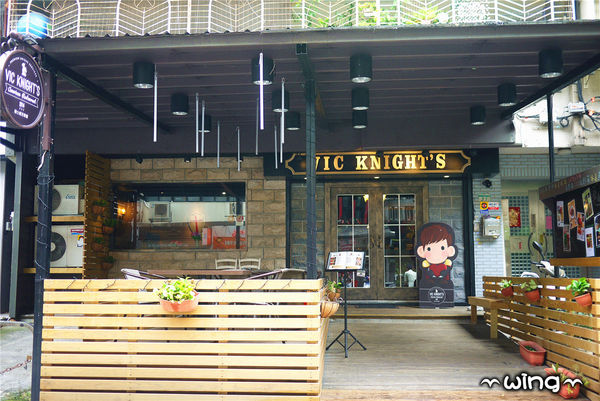 騎士維克餐廳：［台北東區］平價超值份量。【騎士維克餐廳】早午餐/卡菲騎士燉飯/提拉米蘇體驗(忠孝復興站美食)。