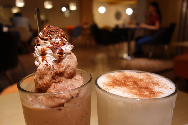 維圖斯咖啡 Café Vitus:維圖斯咖啡 Café Vitus+下午茶+早午餐+南京東路+巷弄+聚會+包場+三明治+帕尼尼+平價美食+布朗尼