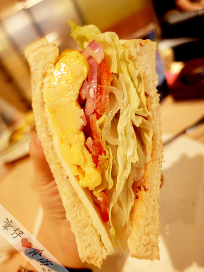 cafe vitus:冰淇淋X熱布朗尼的冰火體驗!!